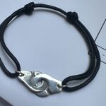 צמיד בונד